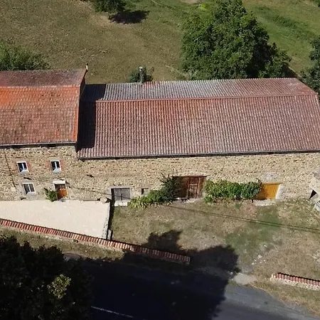 La Maisonnée Auvergnate Hébergement de vacances
