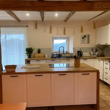 Hébergement de vacances La Maisonnée Auvergnate Auzelles