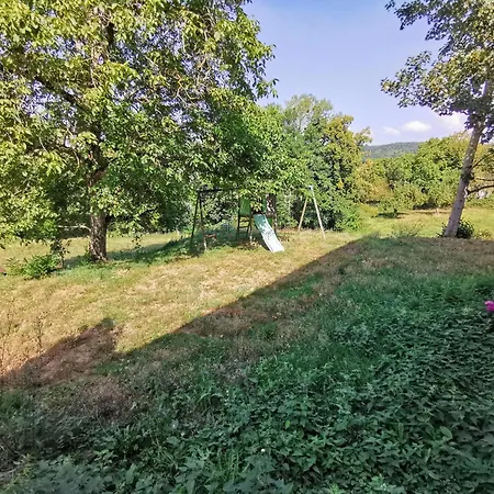 La Maisonnée Auvergnate Hébergement de vacances